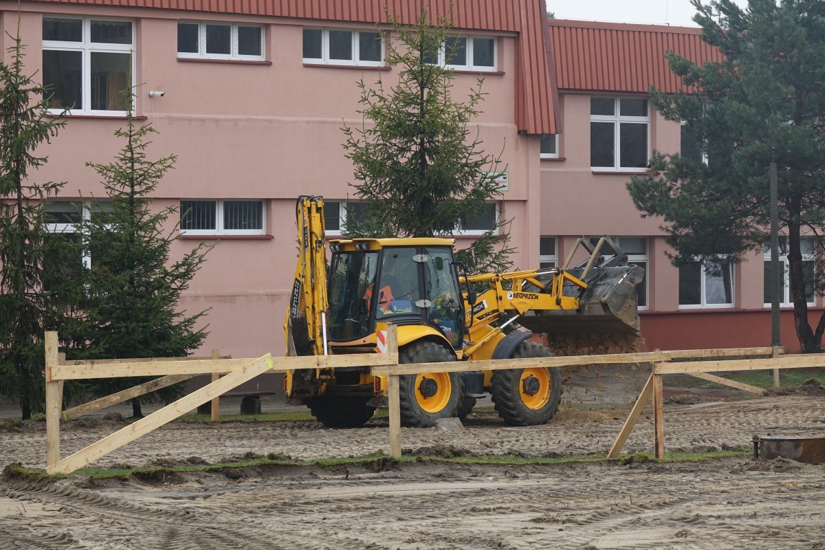 Budowa hali sportowej w Kluczach - rozpoczęcie prac